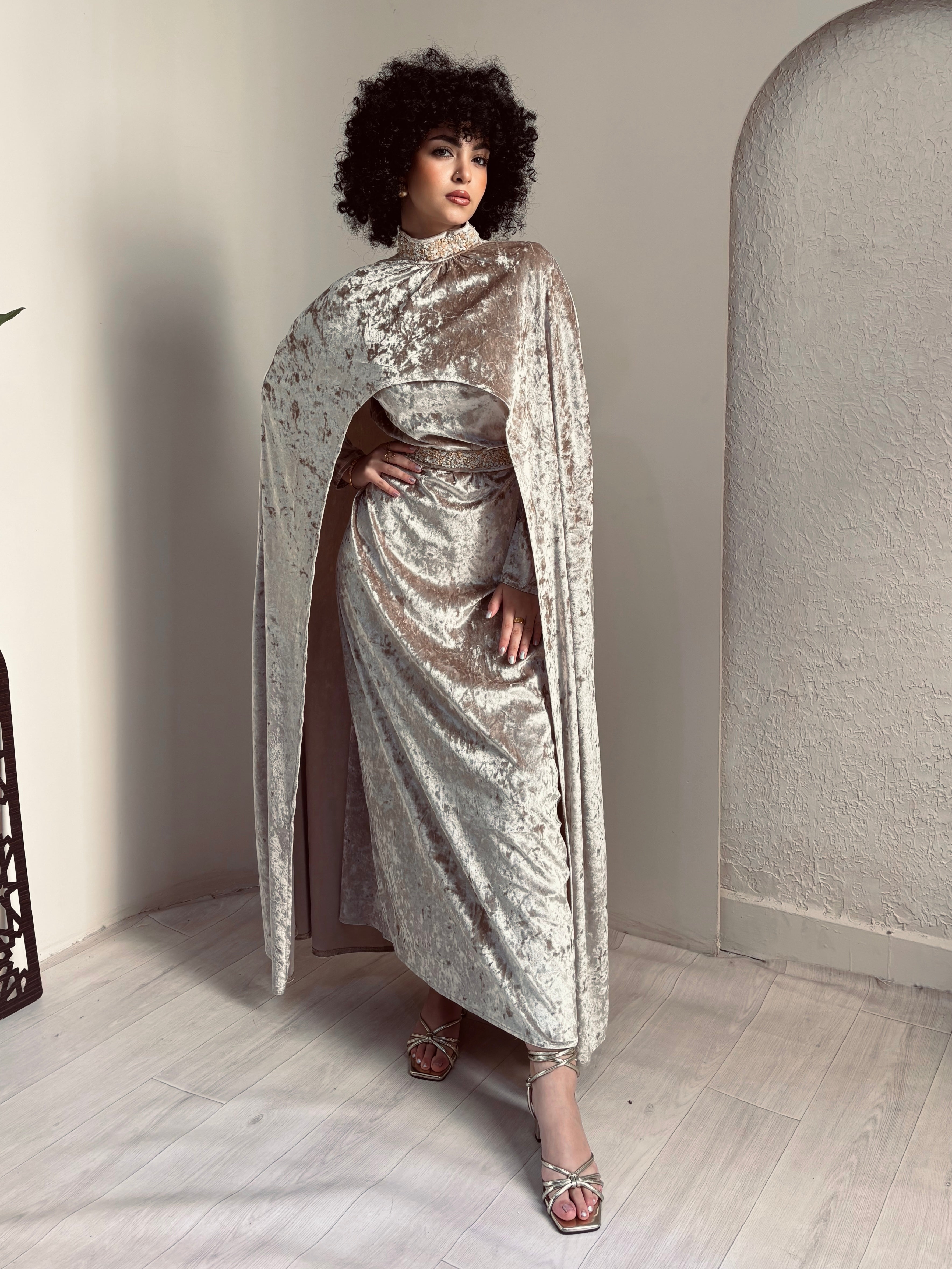 Velvet Cape Abaya – Made in Shahin