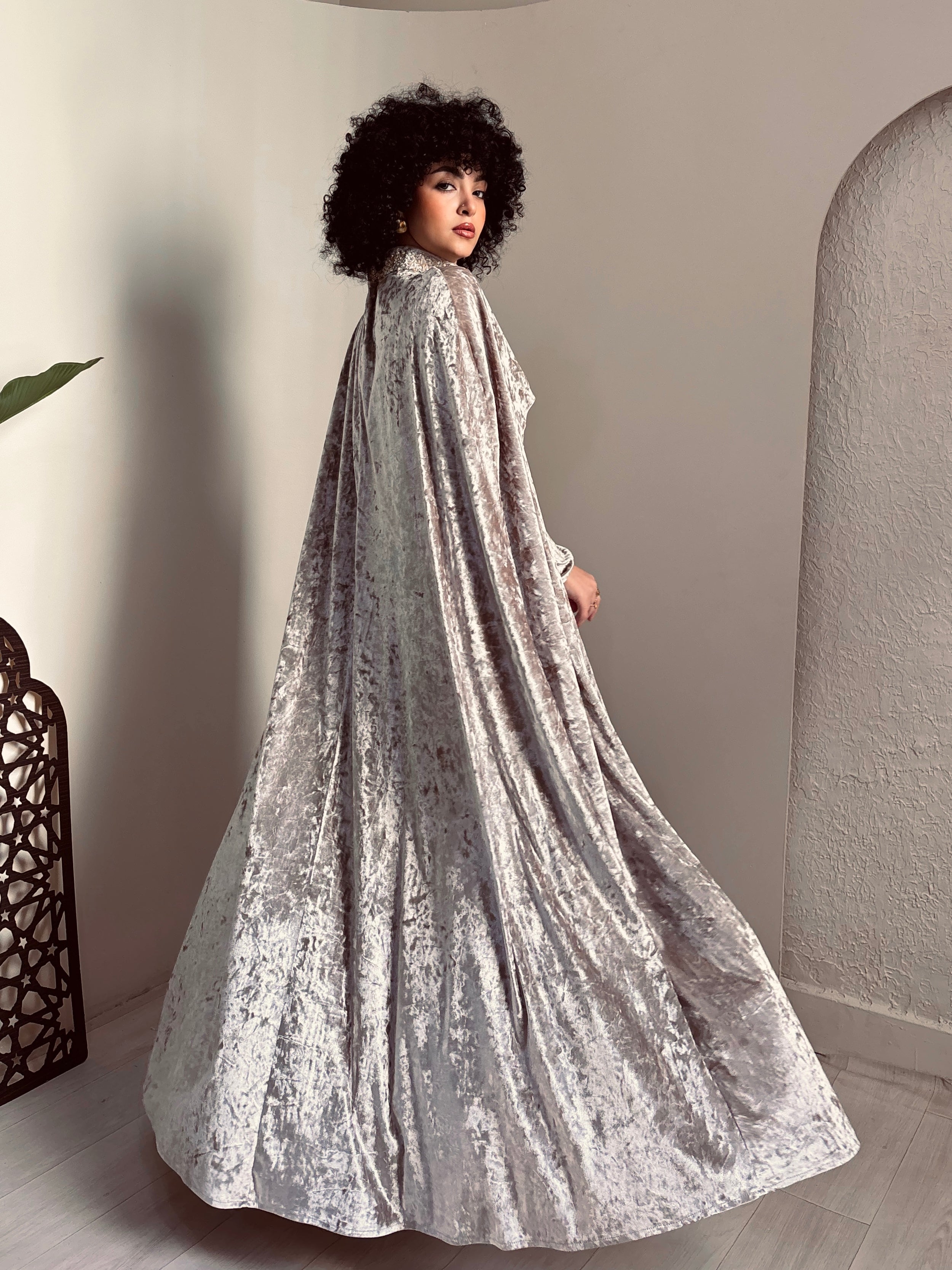 Velvet Cape Abaya – Made in Shahin