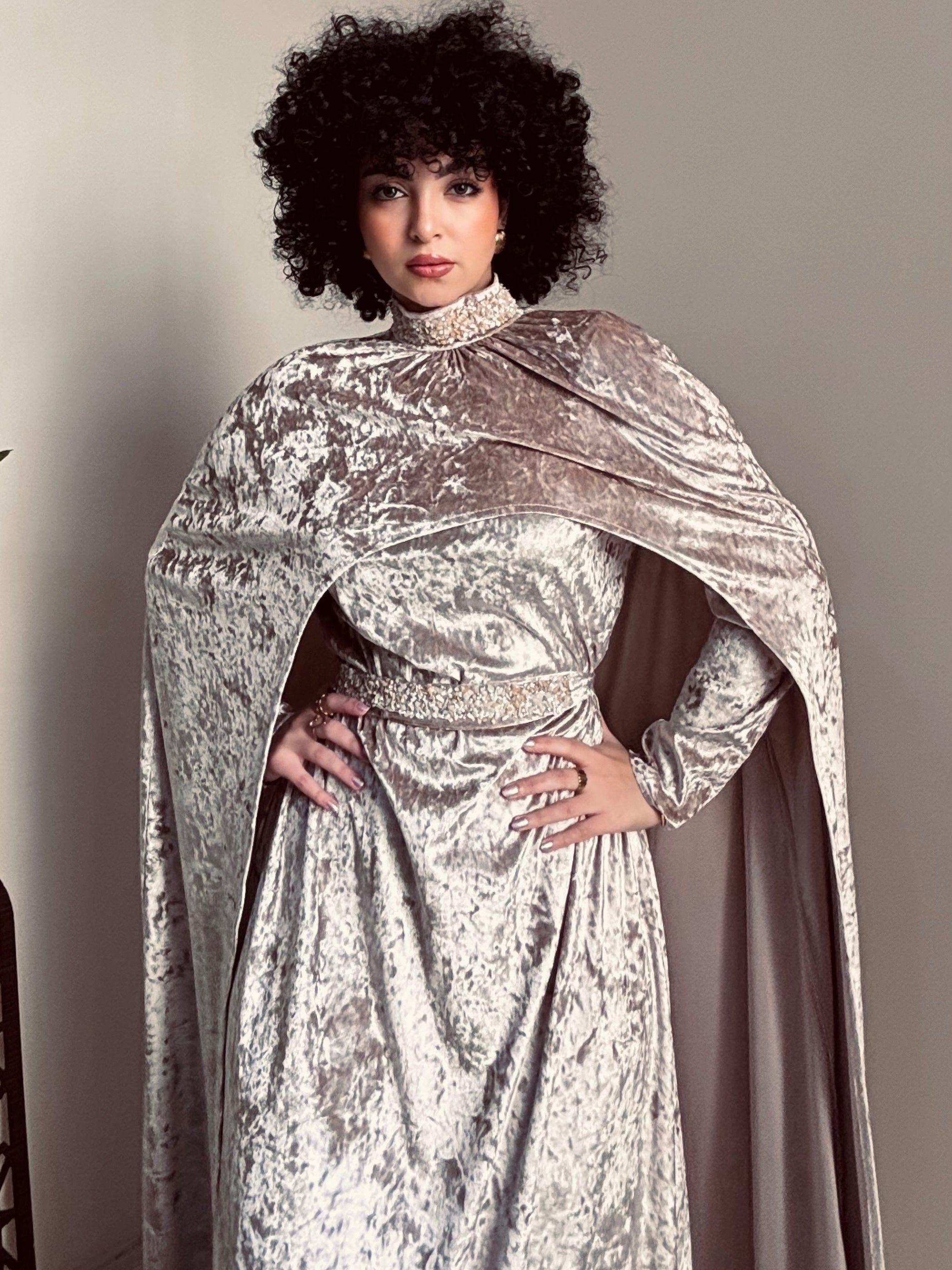 Velvet Cape Abaya – Made in Shahin