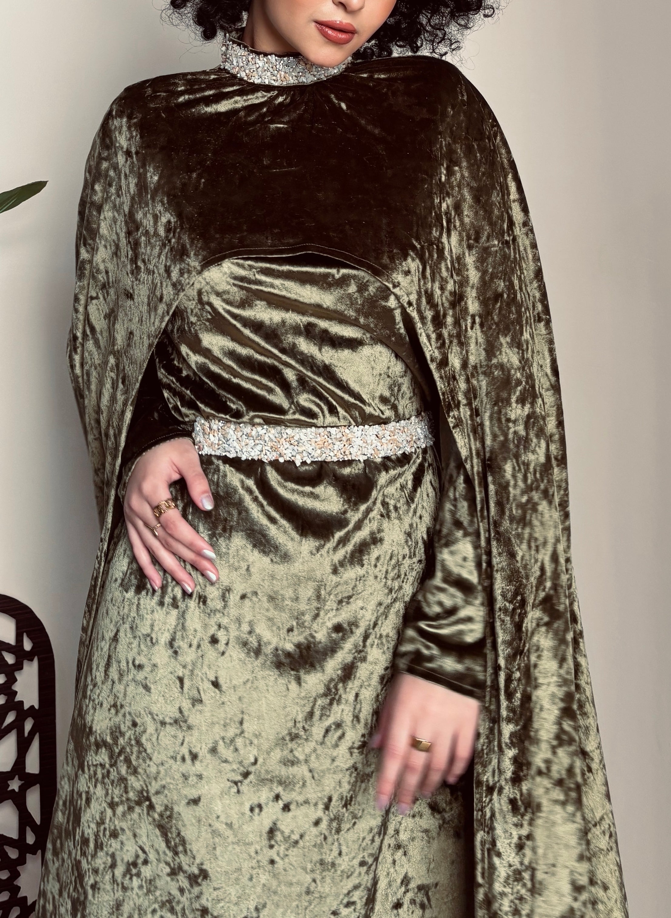 Velvet Cape Abaya – Made in Shahin