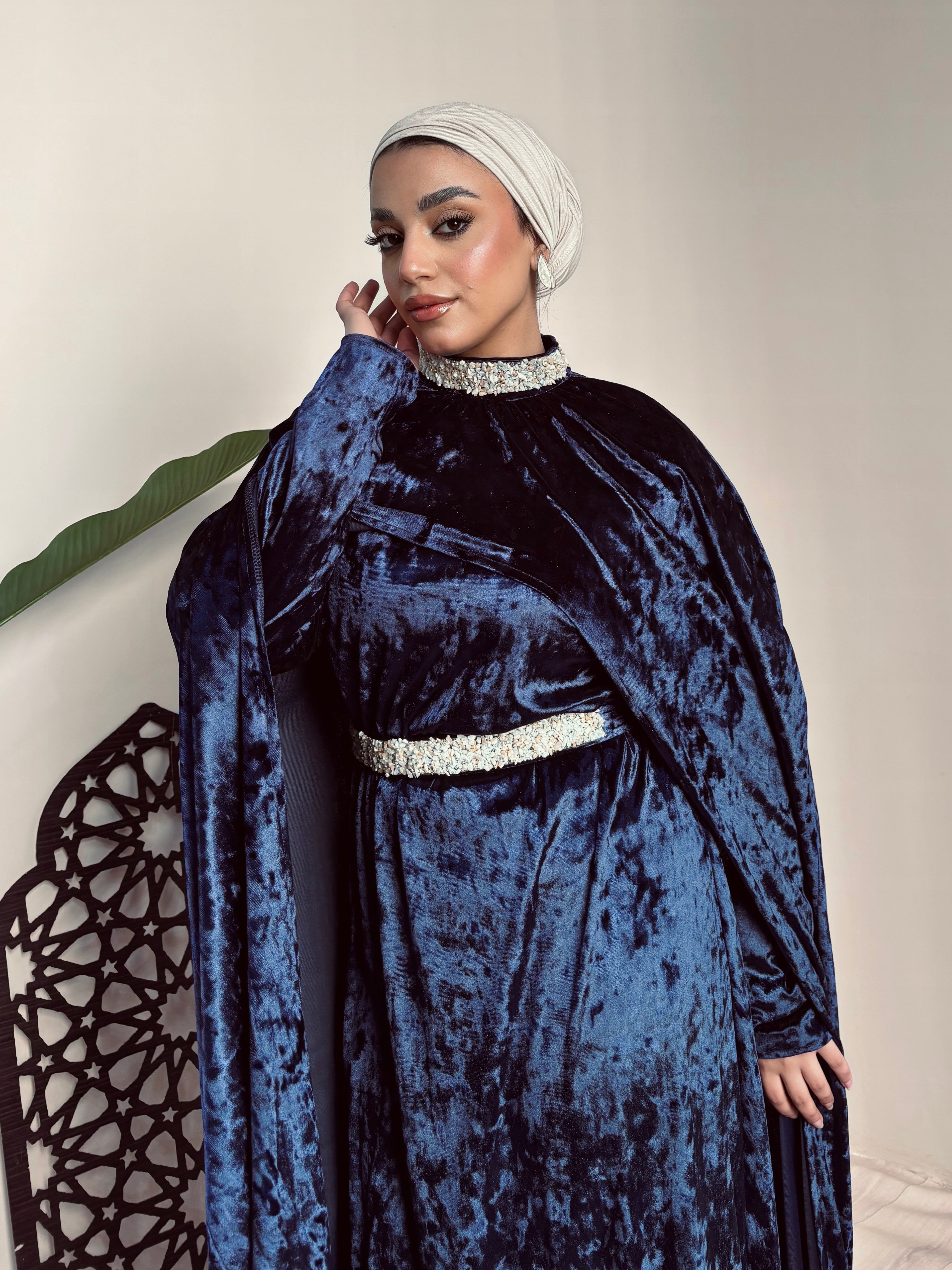 Velvet Cape Abaya – Made in Shahin