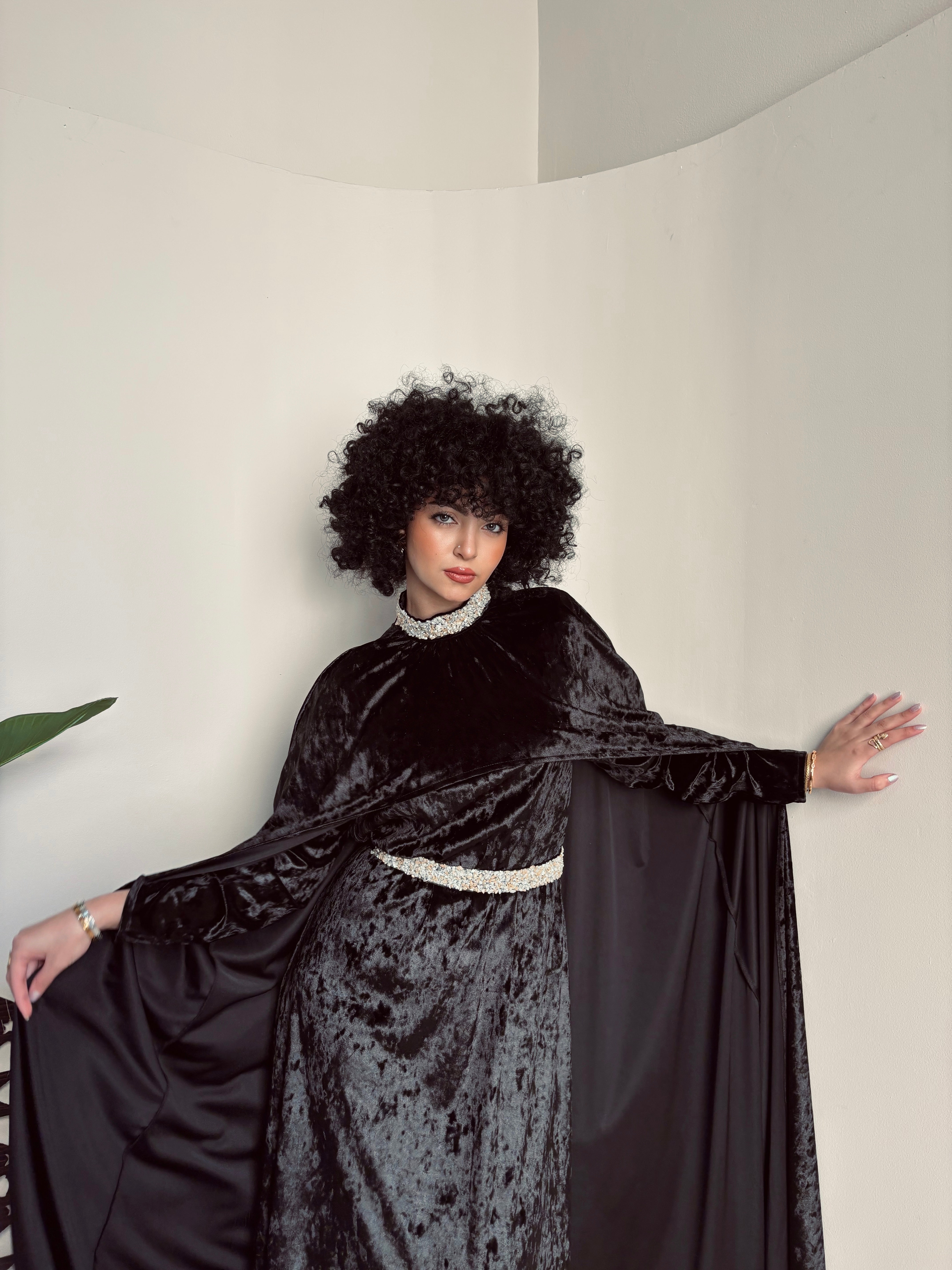 Velvet Cape Abaya – Made in Shahin