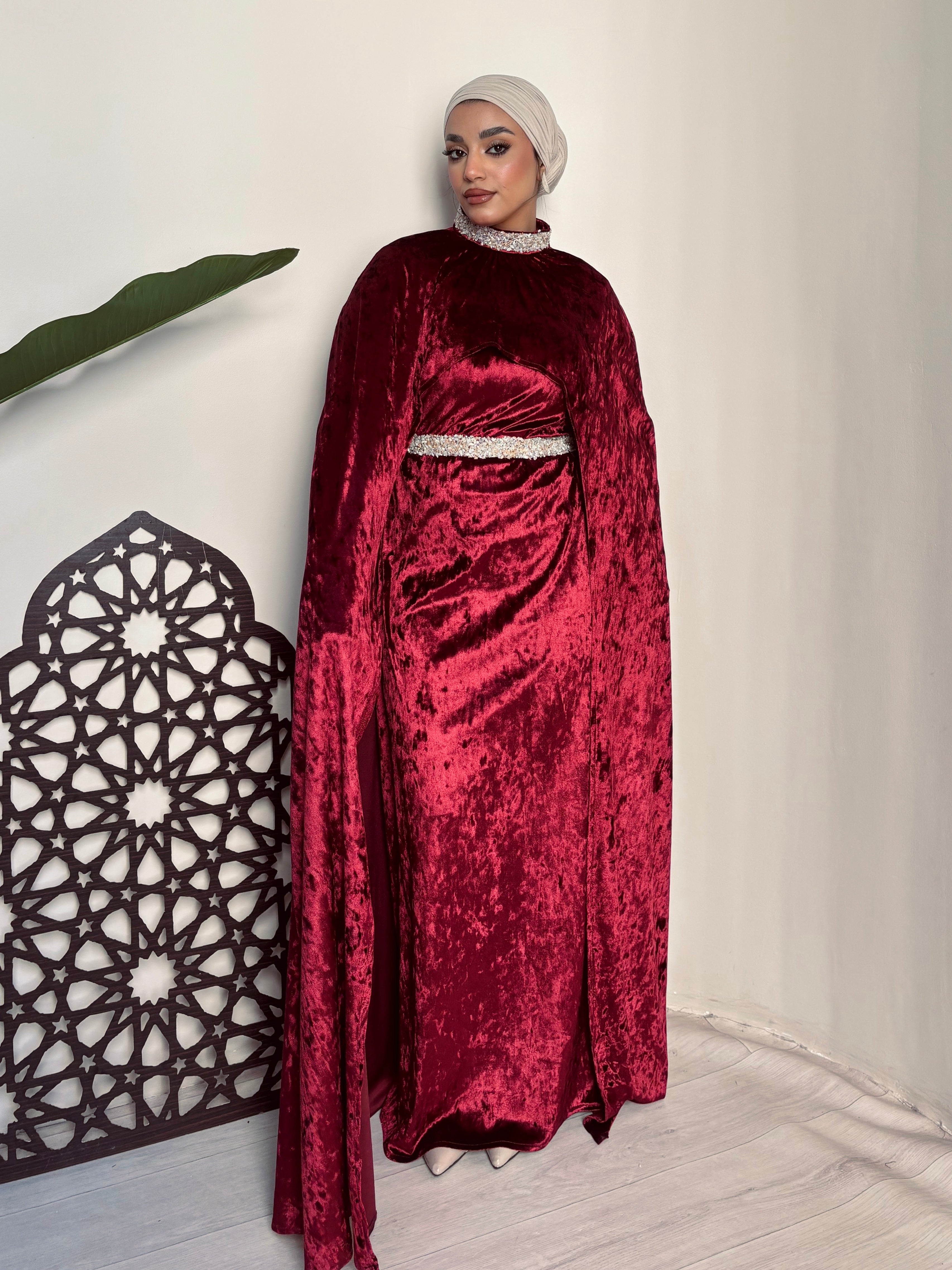 Velvet Cape Abaya – Made in Shahin